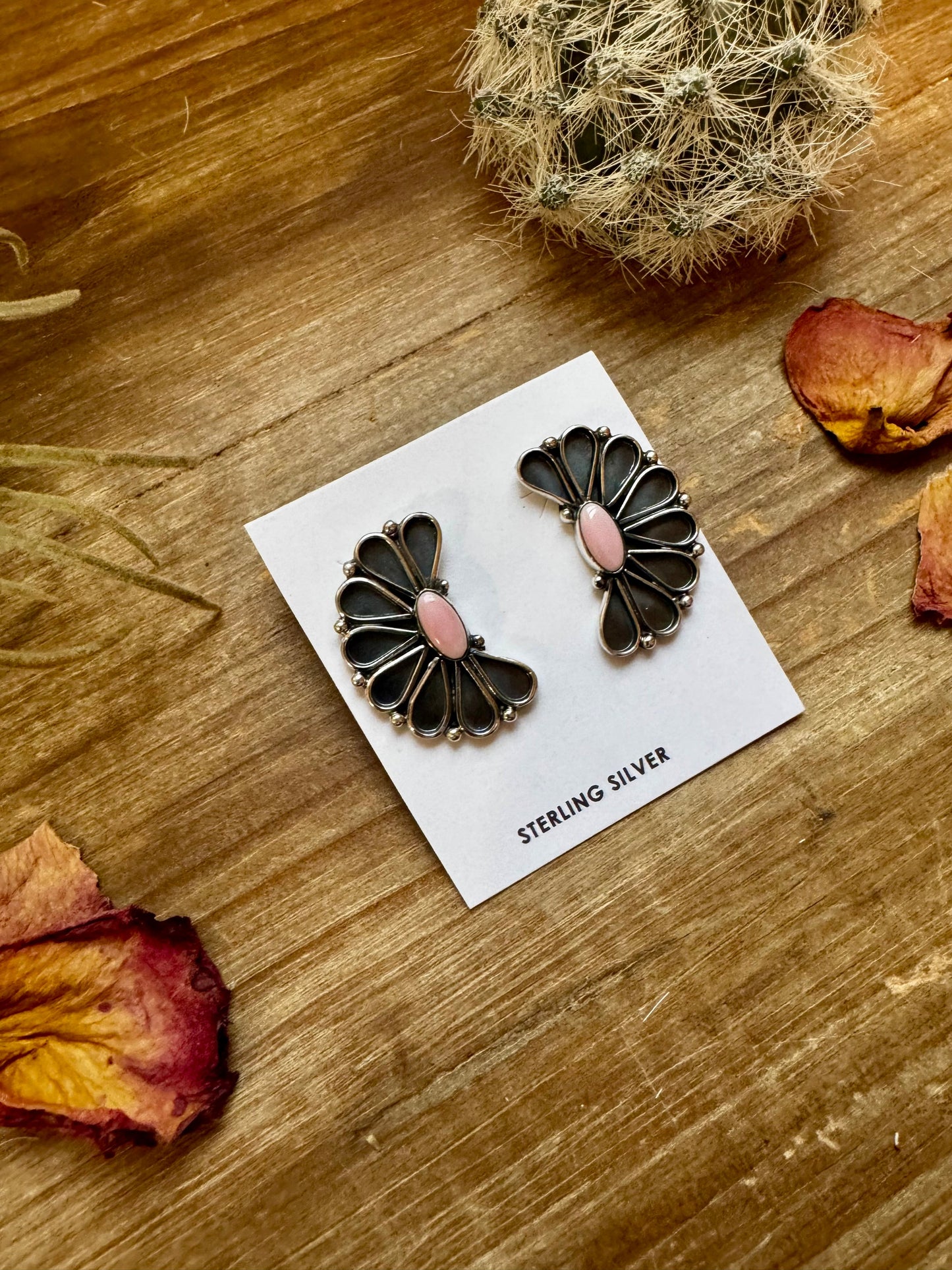 Stud Earrings Pink Conch Earrings