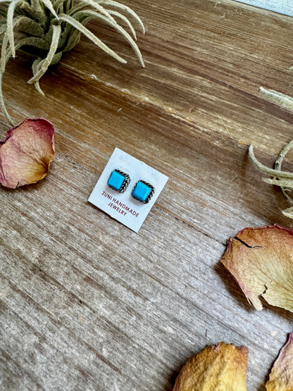 Kingman Turquoise Stud Earrings – Zuni Handmade, Sterling Silver