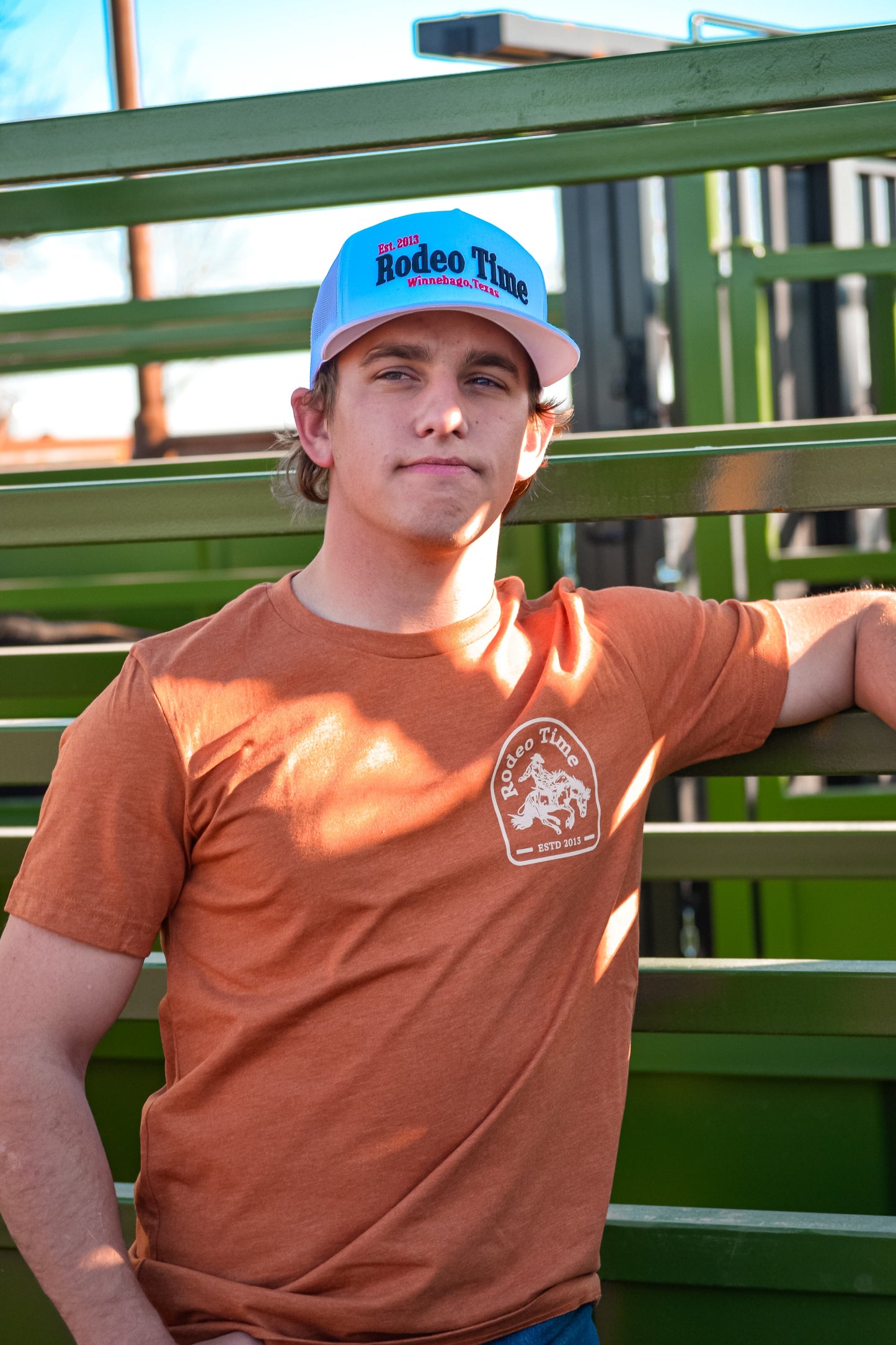 Bronc Badge T