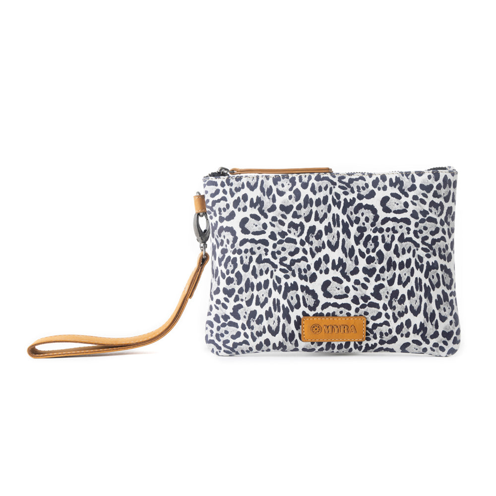 Sable Trail Pouch Bag in Dusty Ivory