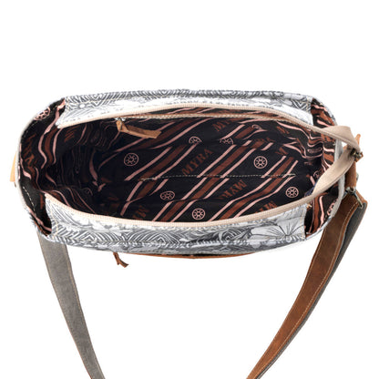 Myra Carefree Days vintage shoulder bag for Women in sage with leather details