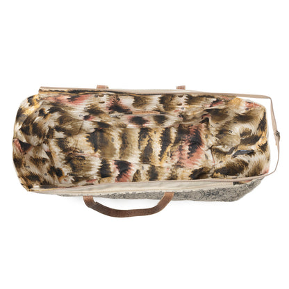 Myra Wildmandala Weekender Bag for Women in ivory with vintage print detail
