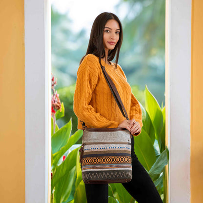 Adaptable Shoulder Bag