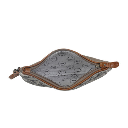Design Play Pouch
