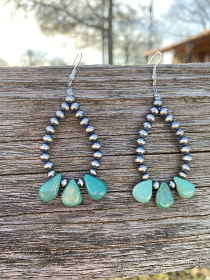 Teardrop turquoise and Sterling Silvers Pearls earrings