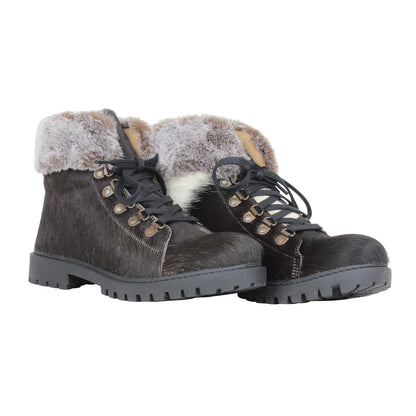 Turbulent Boots
