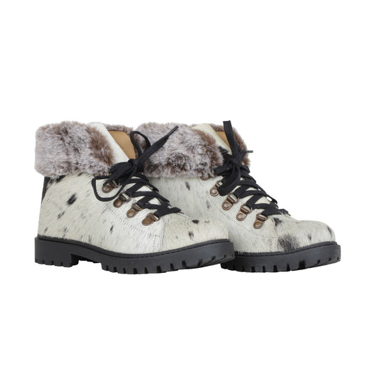 Turbulent Boots