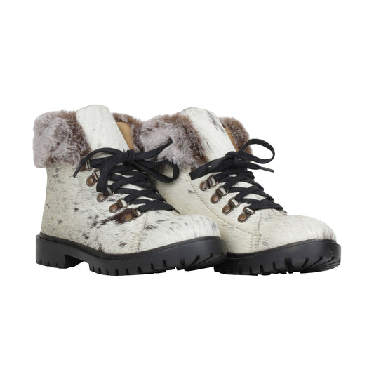 Turbulent Boots