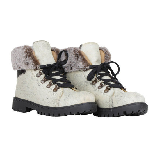 Turbulent Boots